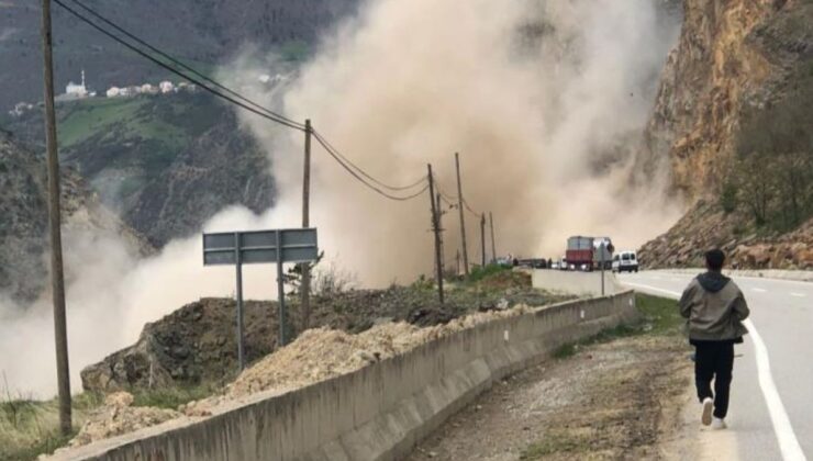 Gümüşhane-Tirebolu karayolunda heyelan