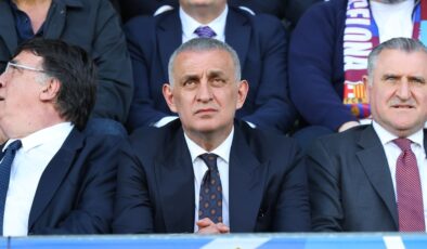 İbrahim Hacıosmanoğlu’ndan Trabzonspor U19 Takımı’na prim