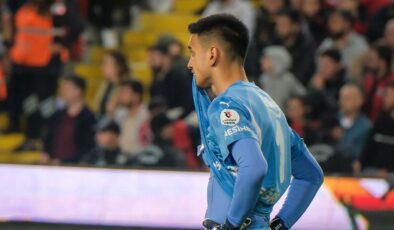 İrfan Can Eğribayat’tan maç sonu paylaşım