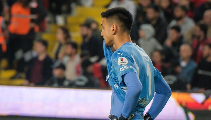 İrfan Can Eğribayat’tan maç sonu paylaşım