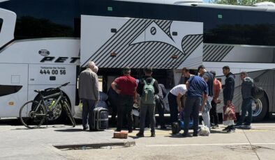 İstanbul zelzelesinin akabinde vatandaşlar memleketlerine dönüyor