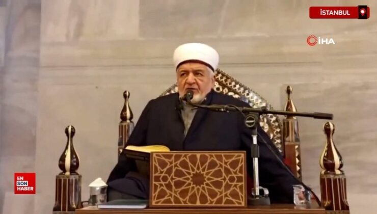 İstanbul’da deprem anında Fatih Camii’nde vaizin tepkisi hayranlık uyandırdı