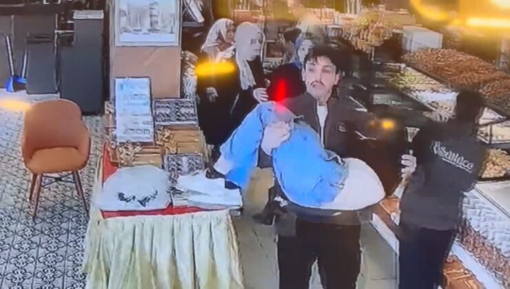 İstanbul’da depremde canını hiçe sayıp, bayılan müşteriyi kurtardı