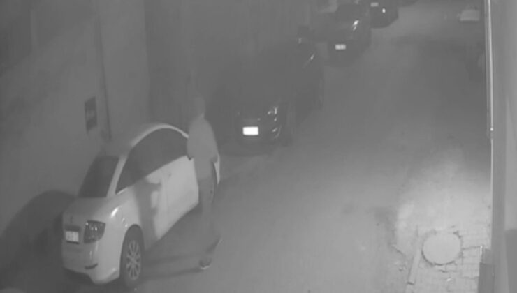 İstanbul’da kamyoncu tartıştığı sürücünün aracına sopayla saldırdı