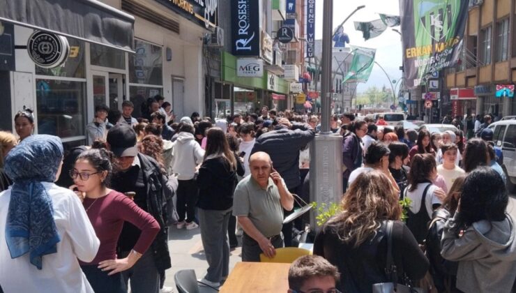 İstanbul’da okul bahçeleri ve spor salonları kullanıma açıldı