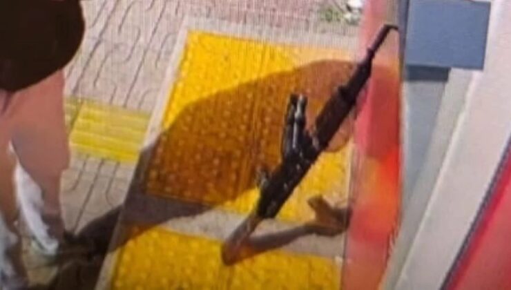 İstanbul’da uzun namlulu silahla ATM’den para çekmişti: Silah oyuncak çıktı