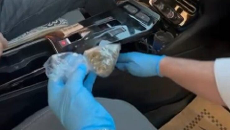 İzmir’de uyuşturucu ticareti yapılan arabadaki zula sistemi polisi hayrete düşürdü