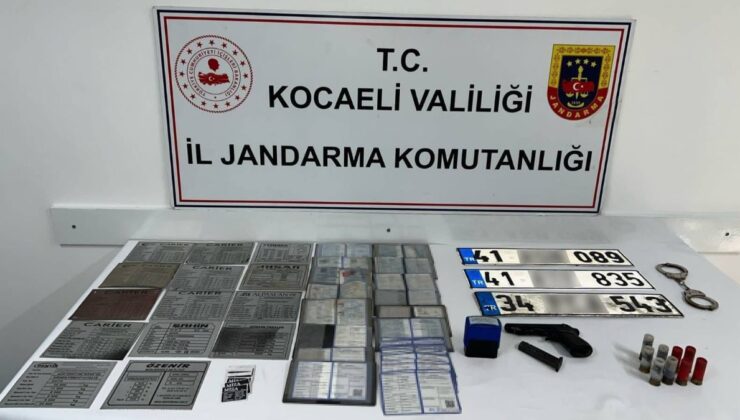 Kocaeli’de “change” dolandırıcılığı yapan 11 kişilik çete yakalandı