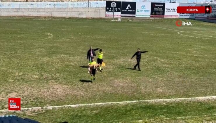 Konya’da amatör müsabakada sahaya giren köpeğe kırmızı kart