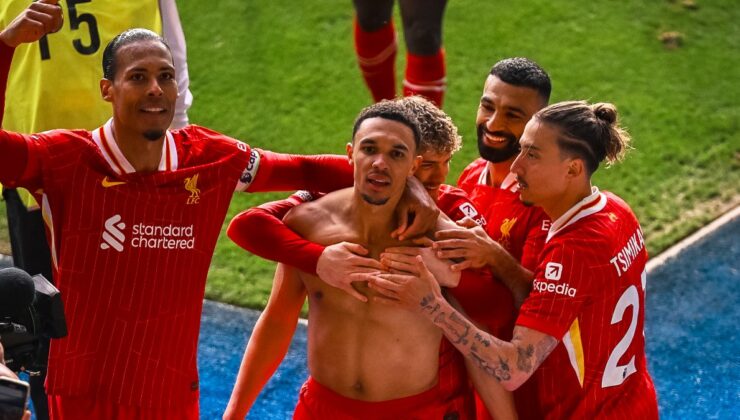 Liverpool kazandı, Leicester City küme düştü