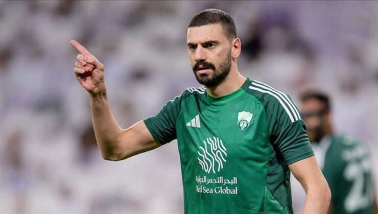 Merih Demiral yedek kulübesiyle tartıştı: Jorge Jesus ortaya girdi