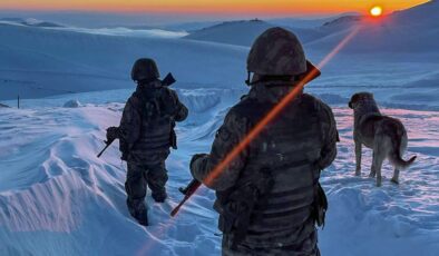 MSB paylaştı: Kahraman askerlerimizin zorlu şartlarda vatan nöbeti