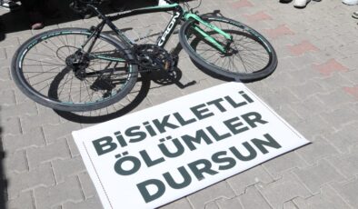 Muğla’da bisiklet topluluğu, hayatını kaybeden Alkan için pedal çevirdi