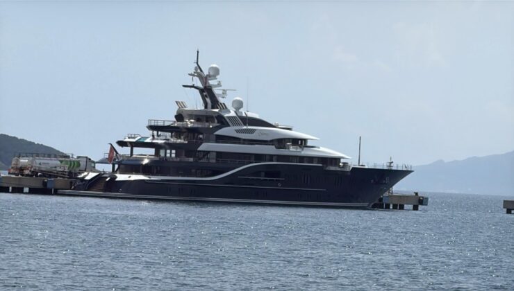 Muğla’ya gelen ultra lüks yat Solandge 128 ton yakıt aldı