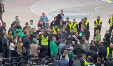 Panathinaikos taraftarları kaybetmeyi hazmedemedi: Anadolu Efes’e çirkin saldırı