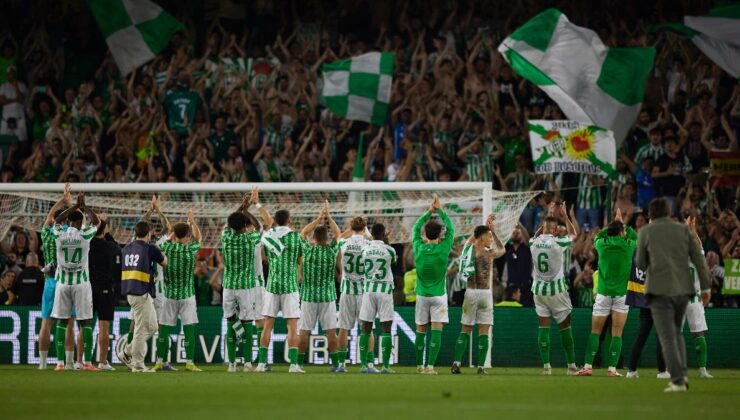 Real Betis 5 attı, Real Valladolid küme düştü