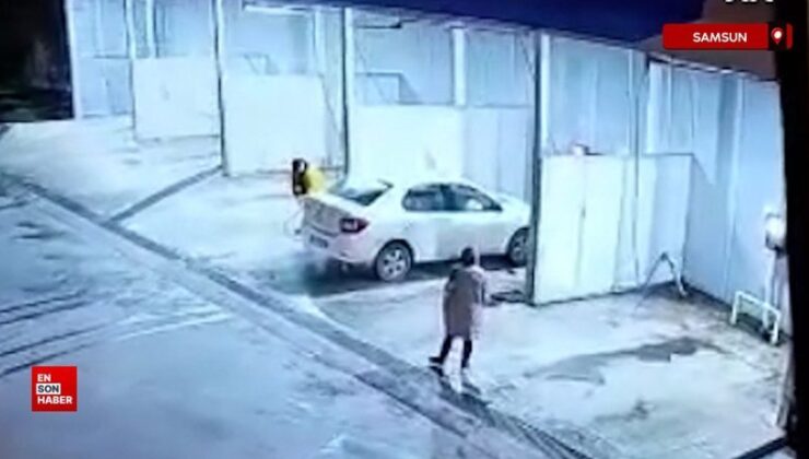 Samsun’da oto yıkamacıya kaya modülünün düşme anı