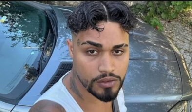 Şarkıcı Lvbel C5 yeni yaşını kutladı! Mekanda sazcılara para saçtı