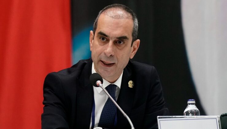 Şekip Mosturoğlu: Üst üste 10 sezondur şampiyon olamıyoruz