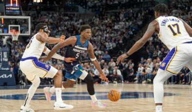 Timberwolves, Edwards’ın 43 sayı attığı maçta Lakers’ı yendi