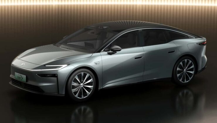 Toyota, Çin’deki yeni amiral gemisi bZ7’yi tanıttı: İşte özellikleri