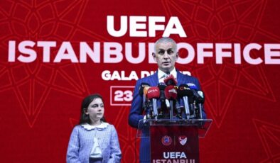 UEFA İstanbul Ofisi’nin açılışı öncesi gala yemeği düzenlendi