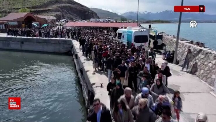 Van’da “3. Akdamar Adası Badem Çiçeği Festivali” başladı