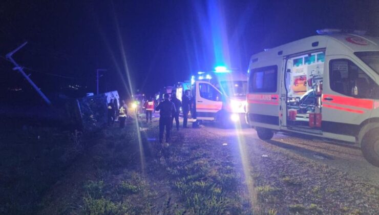 Van’da yolcu otobüsü devrildi: 28 kişi yaralandı