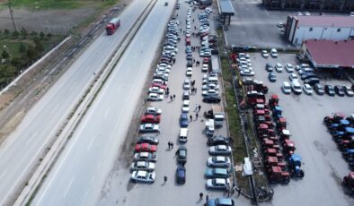 Yozgat’ta ikinci el oto pazarlarında araçları alan yok