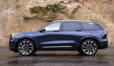 Zenginler bile istemiyor: Lüks otomobillerde aylık abonelik ücretleri tepkilerin odağında