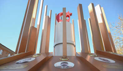 15 Temmuz Şehitler Anıtı’nı diğer yere taşıma kararı alan Erdal Beşikçioğlu’na reaksiyon