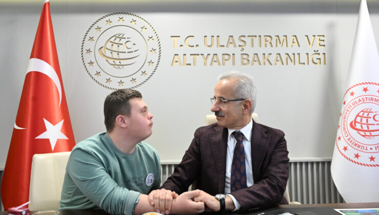 Abdulkadir Uraloğlu: 7,8 milyon engelli yolcumuz fiyatsız seyahat etti