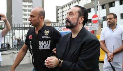 Adnan Oktar’ın da ortalarında bulunduğu 13 sanığa beraat kararı