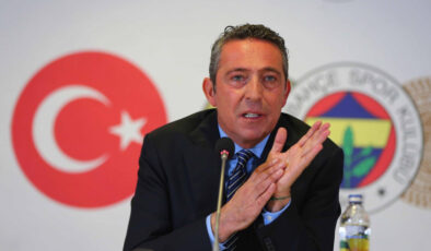 Ali Koç’a İstanbul Boğazı’nda protesto: İstifa pankartıyla yalısının önünden geçtiler