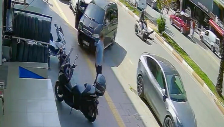 Antalya’da 86 yaşındaki adama motosiklet çarptı