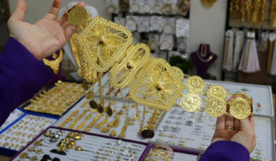 Antalya’da düğünlerde imitasyon takı modası başladı