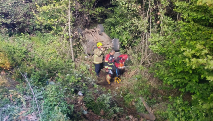 Balıkesir’de arazi aracı şarampole devrildi: 1 meyyit