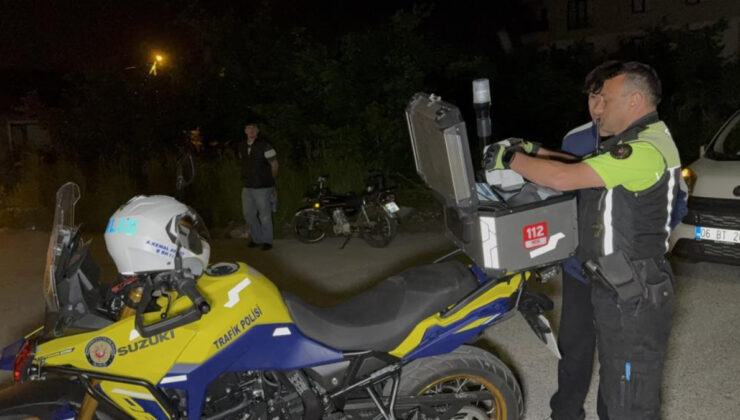 Düzce’de kovalamaca ile yakalanan motosikletlilere 65 bin lira ceza