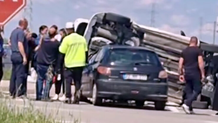 Edirne’de arabalar kavşakta çarpıştı: 5 yaralı