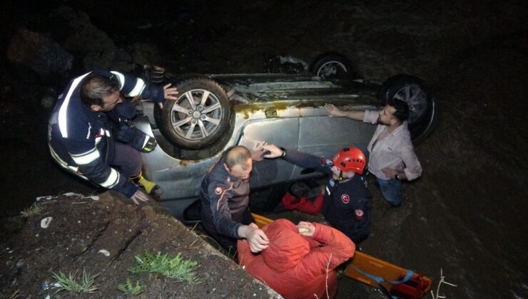 Erzurum’da araba dereye uçtu: 3 kişi yaralandı