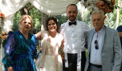 Eskişehir’de kaynanasının eline doğduğunu kız isteme merasiminde fark etti