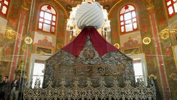 Fatih Sultan Mehmet Han, vefatının 544’üncü yıl dönümünde kabri başında anıldı