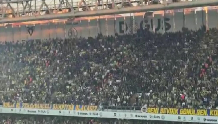 Fenerbahçe tribünlerinde ‘yönetim istifa’ tezahüratları