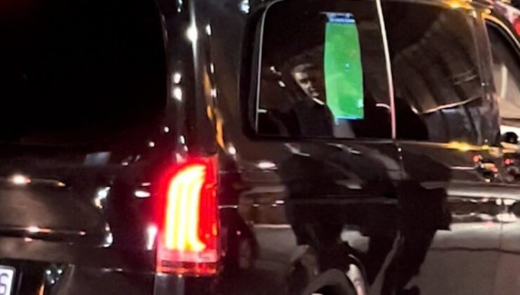 Fenerbahçeli Djiku derbi sonrası oyun oynayarak stattan ayrıldı