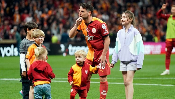 Galatasaray’da maç sonu 3’lüsü Dries Mertens ve Fernando Muslera’dan