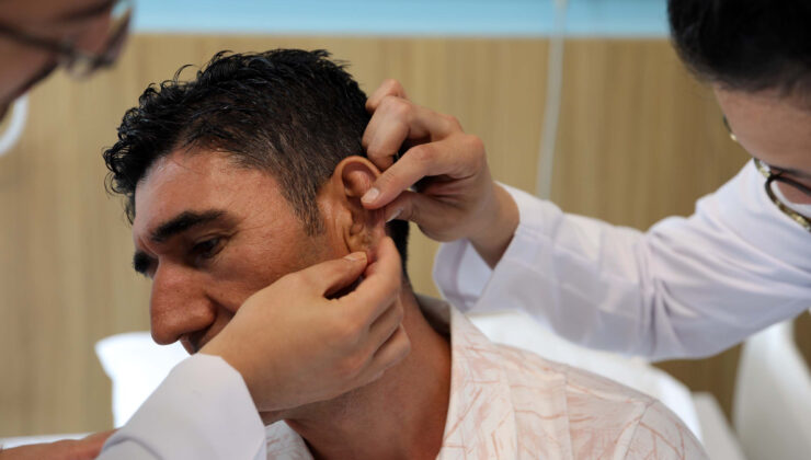 Gaziantep’te arbedede ısırılarak koparılan kulak göğsü yerine dikildi