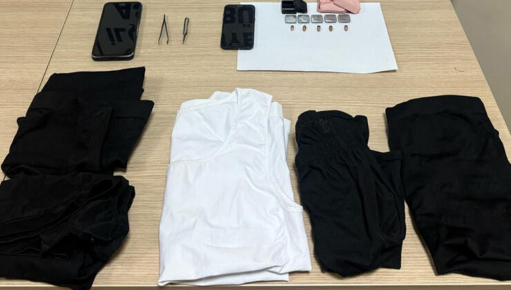 Hatay’da ehliyet imtihanında kopya çekmeye çalışan 2 zanlı yakalandı