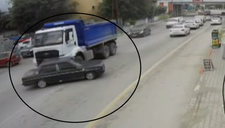 Hatay’da hafriyat kamyonu, arabası oyuncak otomobil üzere önüne aldı