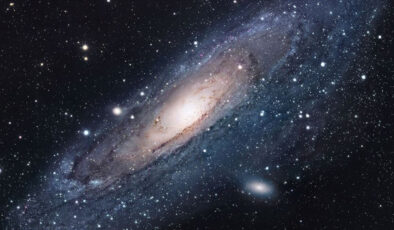 İngiliz fizikçiden çarpıcı tez: Cihan bir simülasyon olabilir