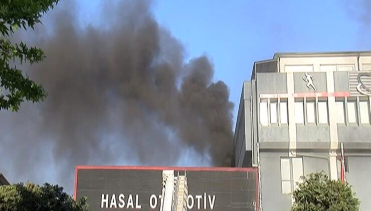 İstanbul Bağcılar’da fabrika yangını